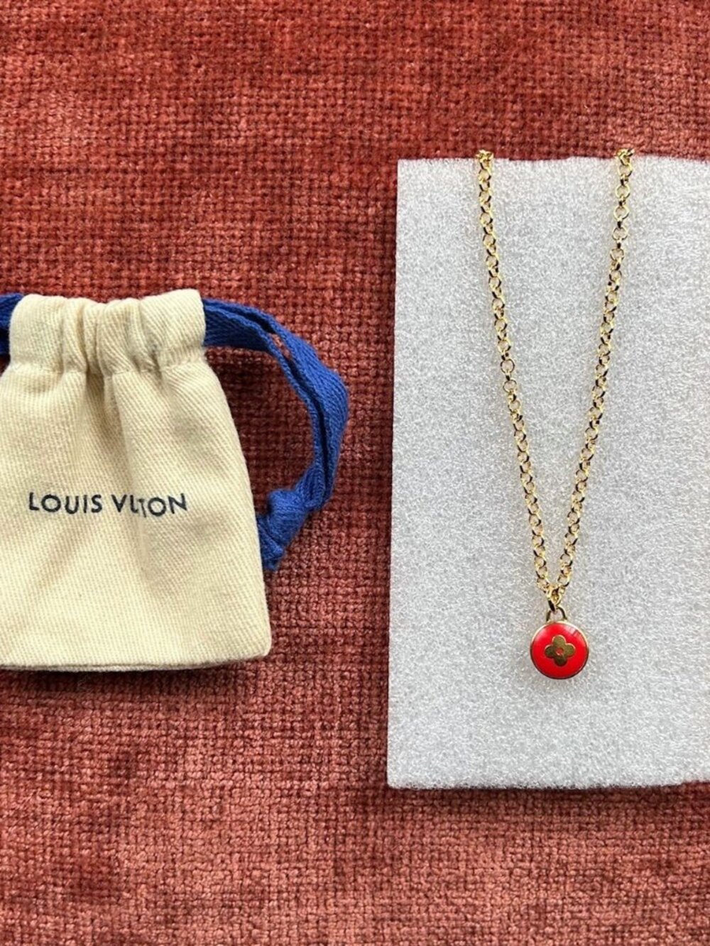 LOUIS VUITTON Pastilles Clover Charm Pendant 18K Gold Chain Necklace, Red-Orange